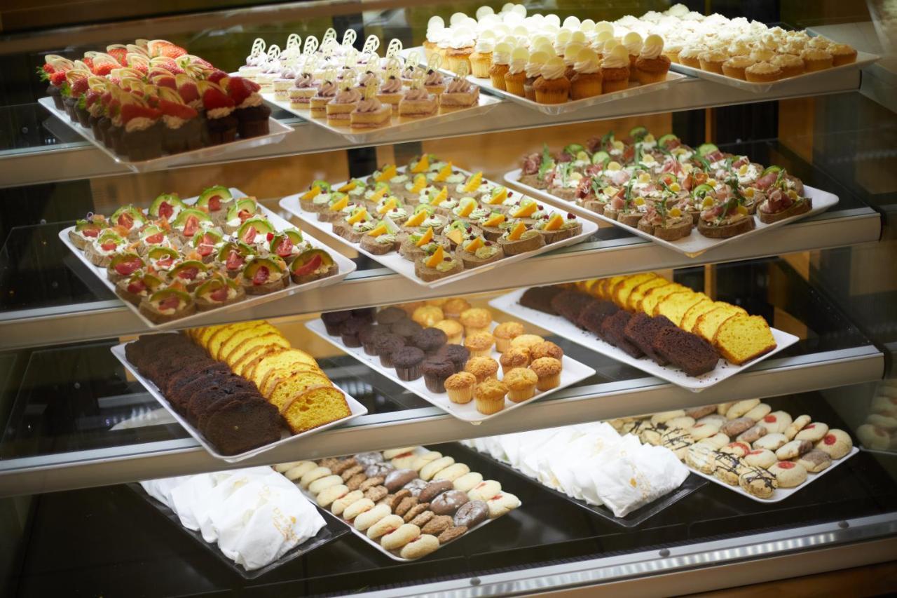 Dreams Sunny Beach Resort And Spa Экстерьер фото A display of Italian pastries