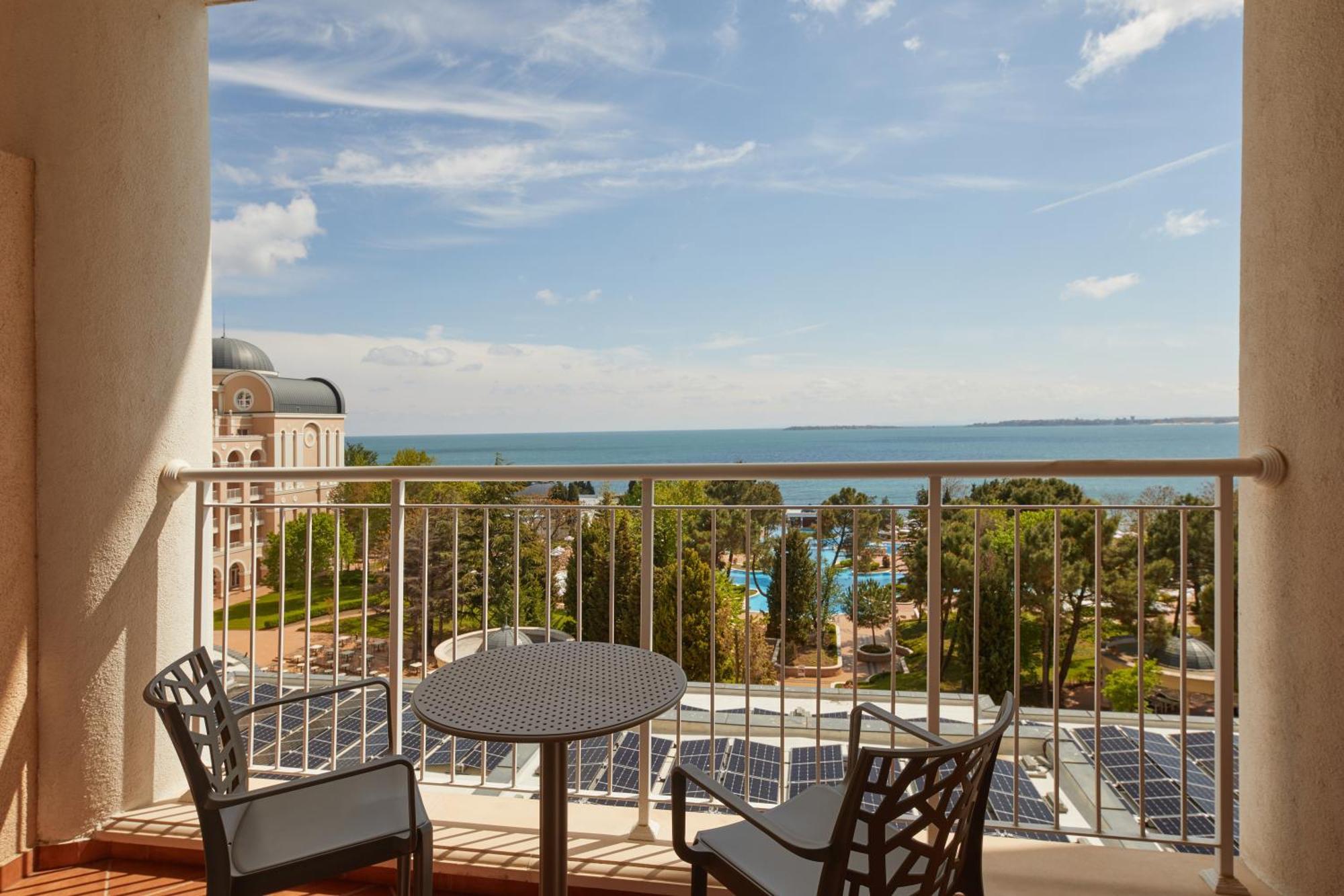 Dreams Sunny Beach Resort And Spa Номер фото Balcony of a hotel room