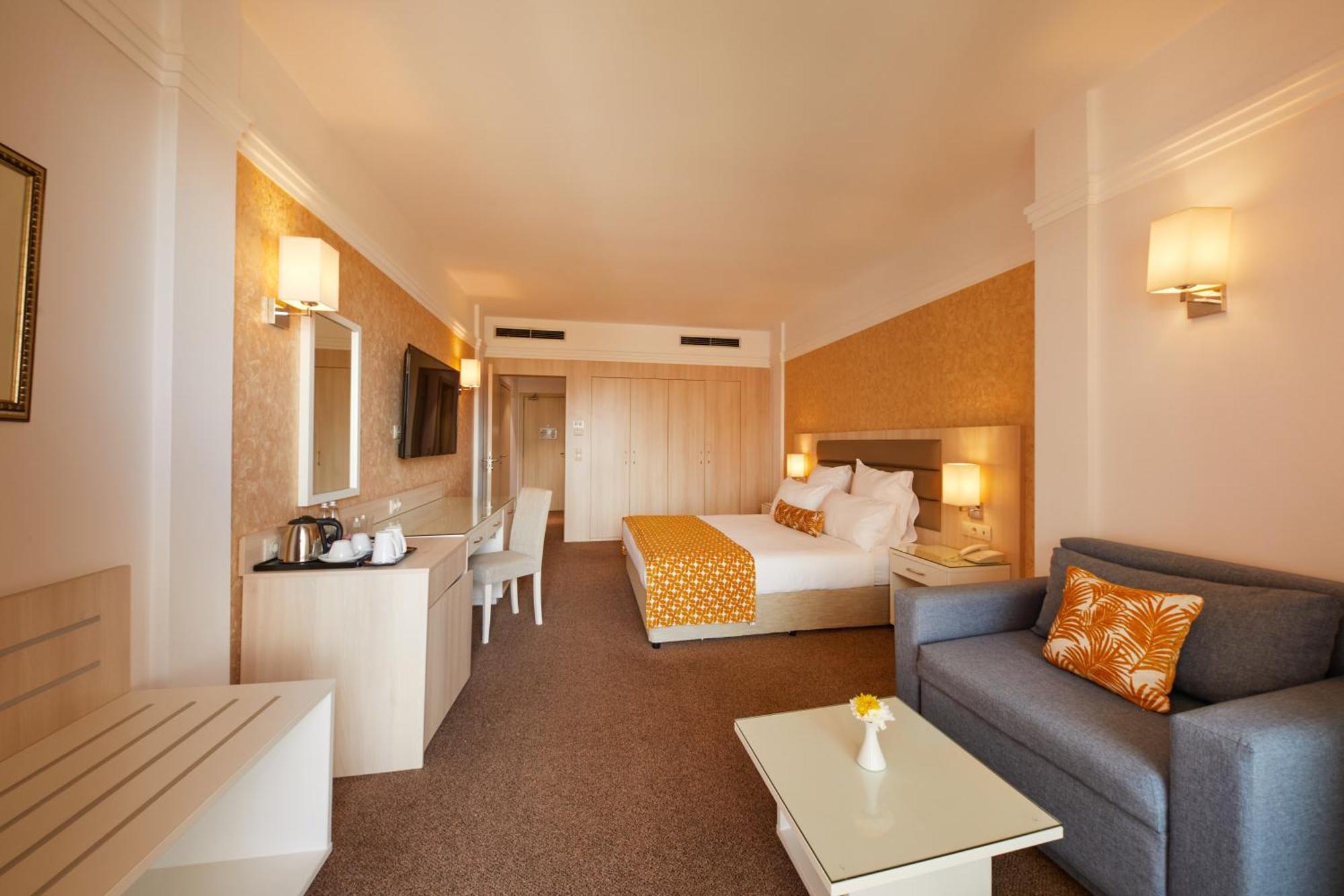 Dreams Sunny Beach Resort And Spa Номер фото A room at the hotel