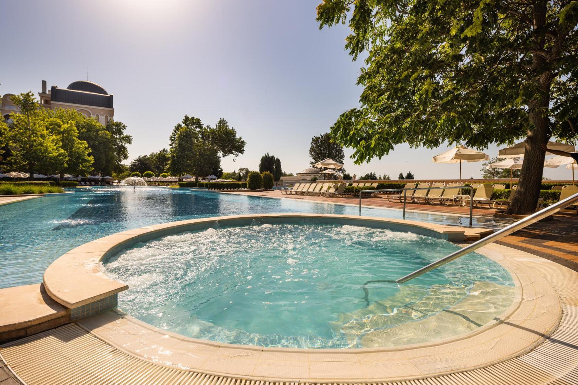 Dreams Sunny Beach Resort And Spa Экстерьер фото The swimming pool