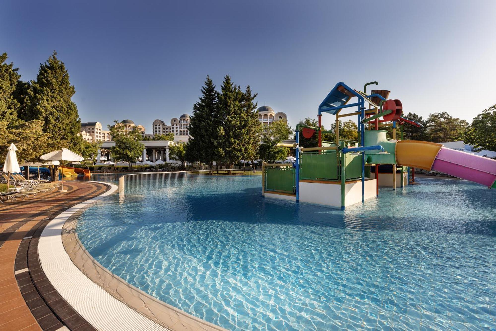 Dreams Sunny Beach Resort And Spa Экстерьер фото The swimming pool at the hotel
